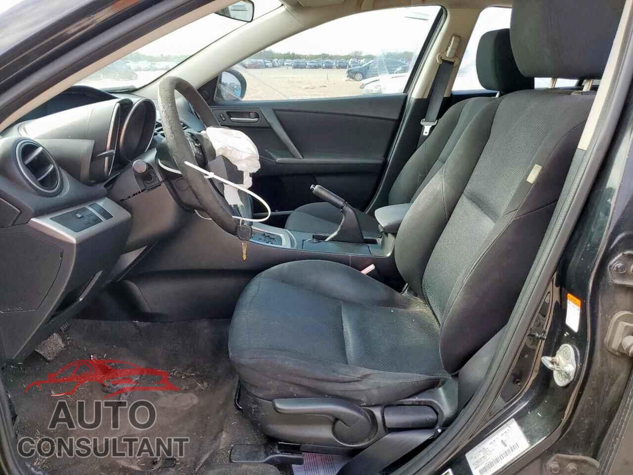 MAZDA 3 2011 - JM1BL1VF1B1486088