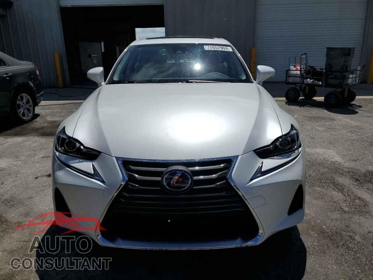 LEXUS IS 2020 - JTHAA1D2XL5107839