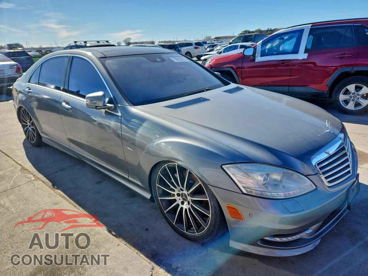 MERCEDES-BENZ S-CLASS 2012 - WDDNG7DB3CA487544