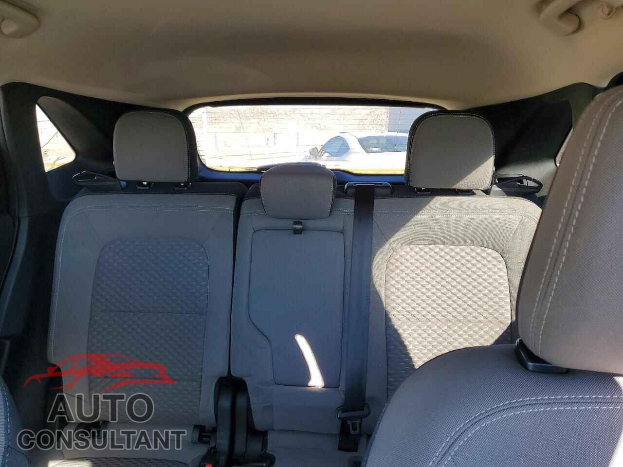 FORD ESCAPE 2020 - 1FMCU0G61LUA05423
