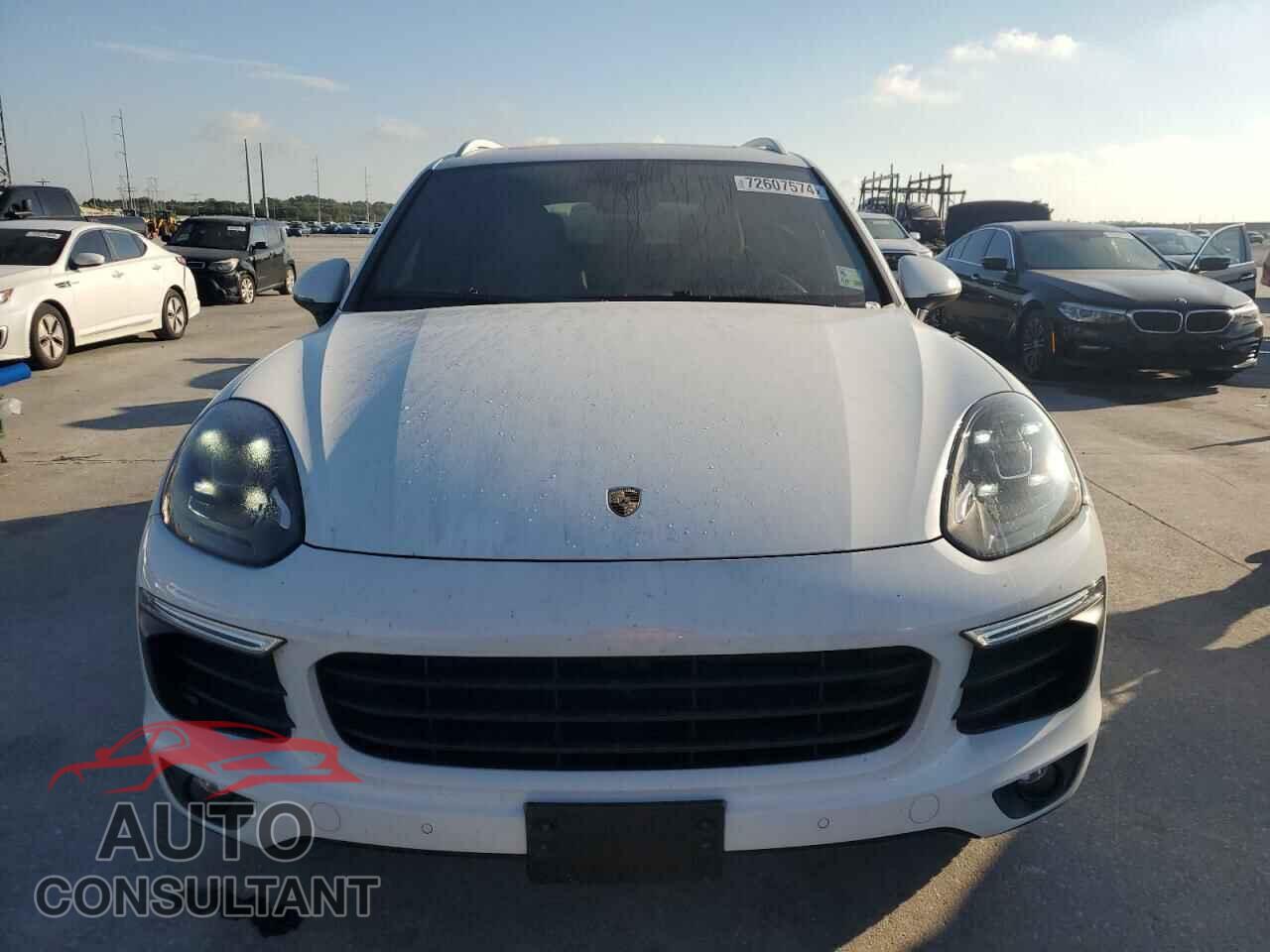 PORSCHE CAYENNE 2016 - WP1AA2A21GLA06345