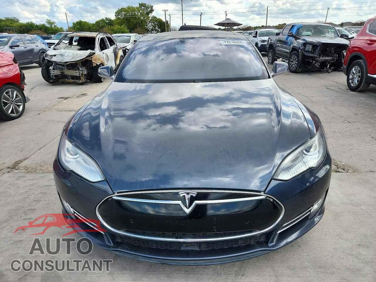 TESLA MODEL S 2016 - 5YJSA1E10GF133480