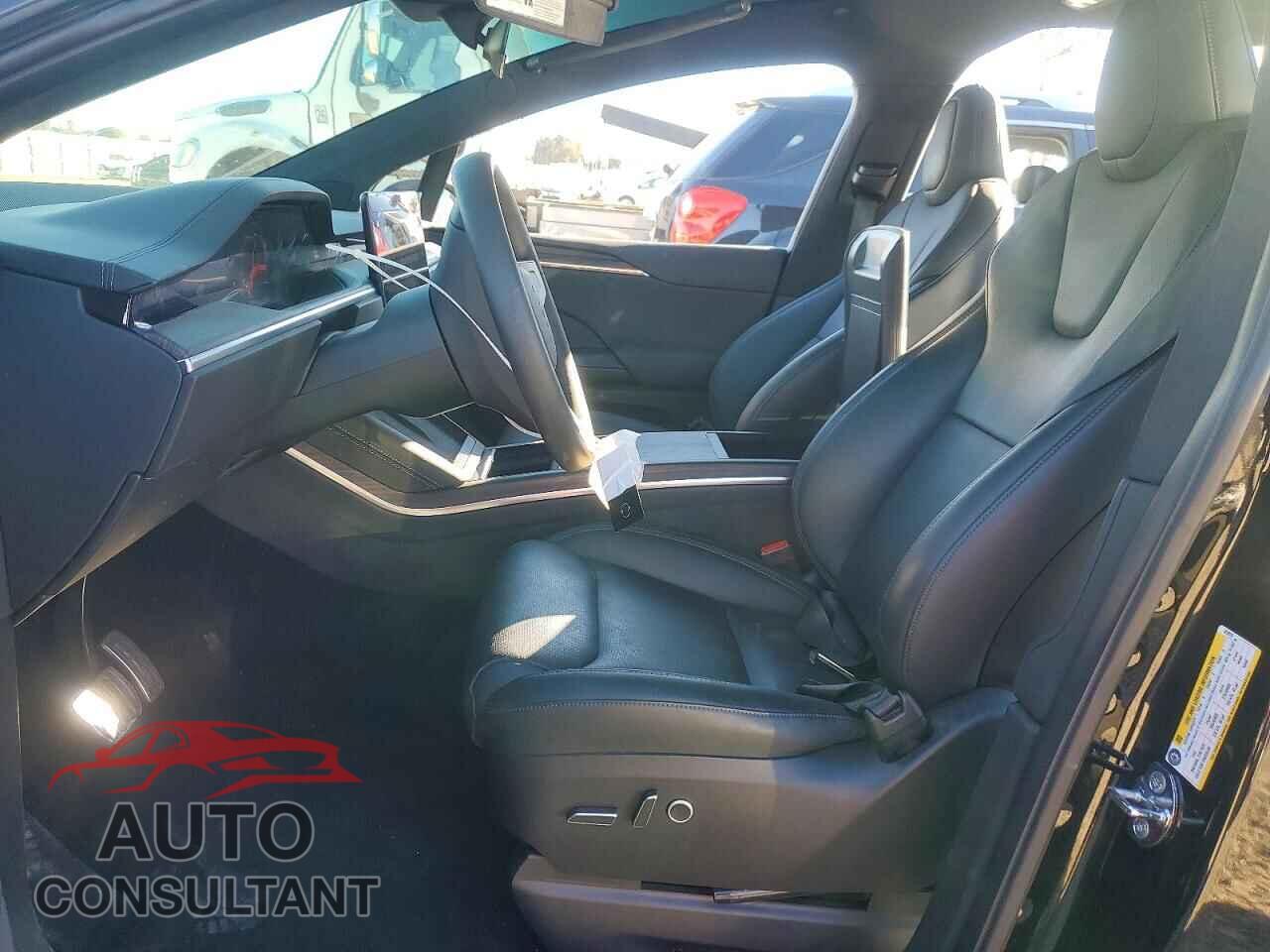 TESLA MODEL X 2023 - 7SAXCDE55PF424919