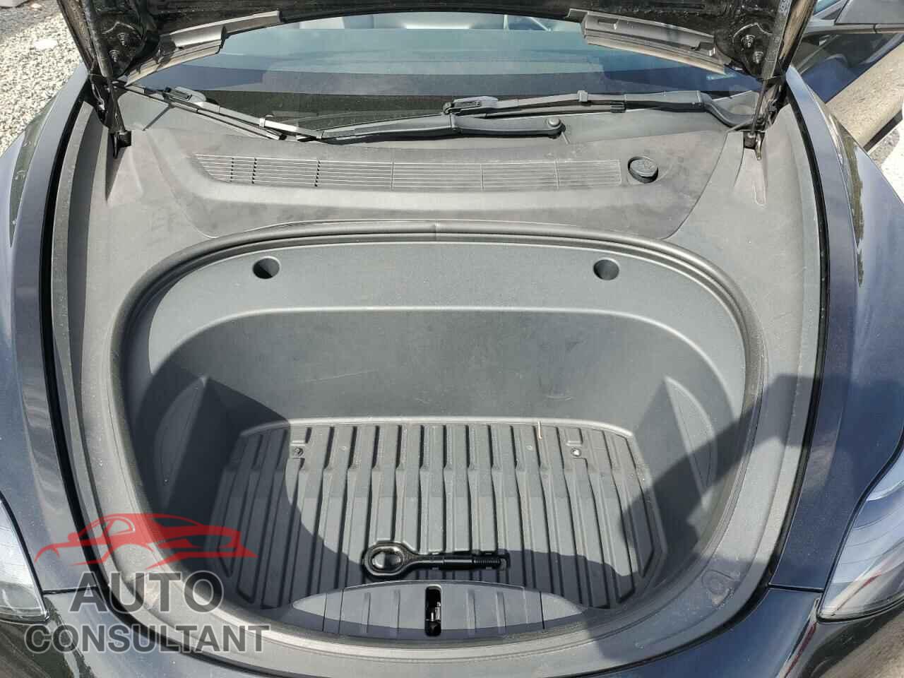 TESLA MODEL 3 2023 - 5YJ3E1EA8PF455048