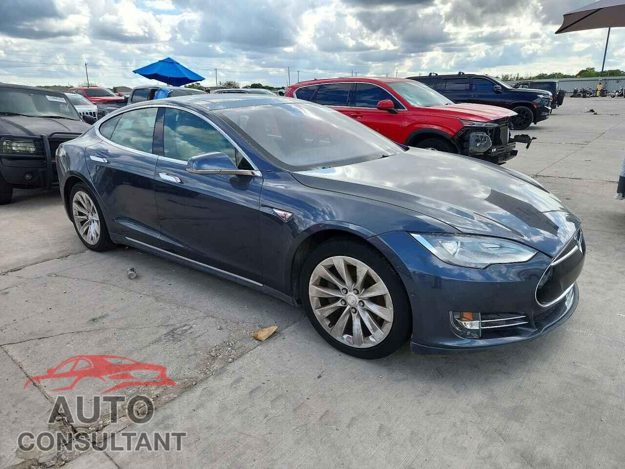 TESLA MODEL S 2016 - 5YJSA1E10GF133480