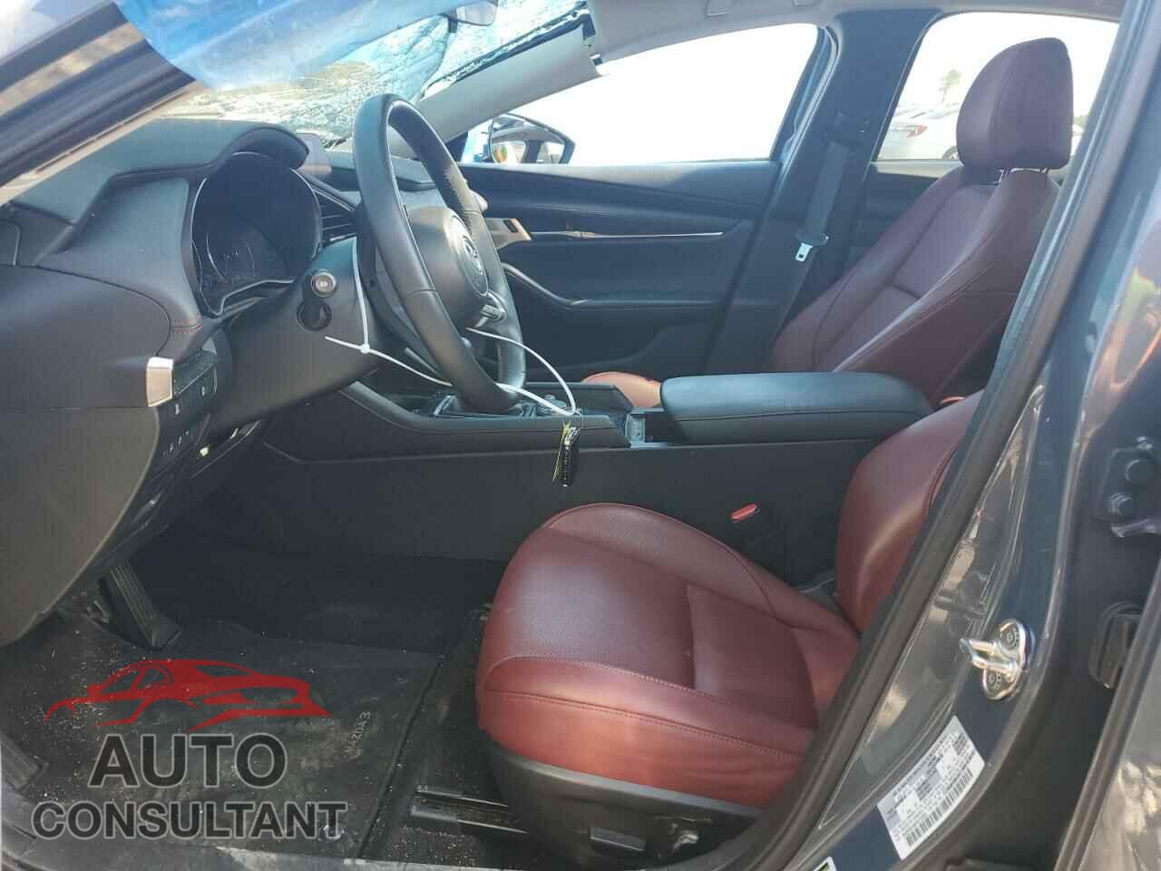 MAZDA 3 2023 - 3MZBPBCM4PM370855