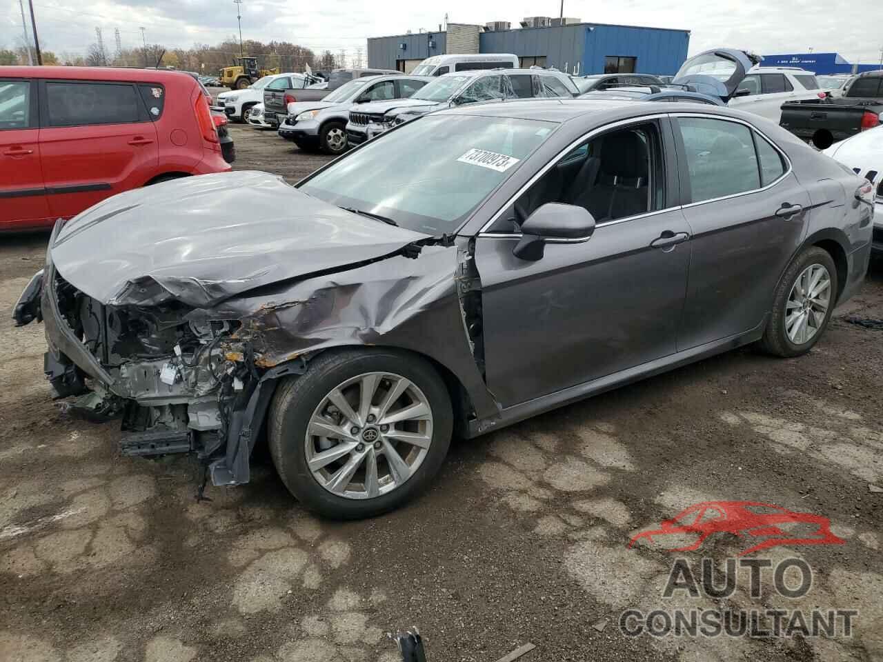 TOYOTA CAMRY 2022 - 4T1R11BKXNU060372