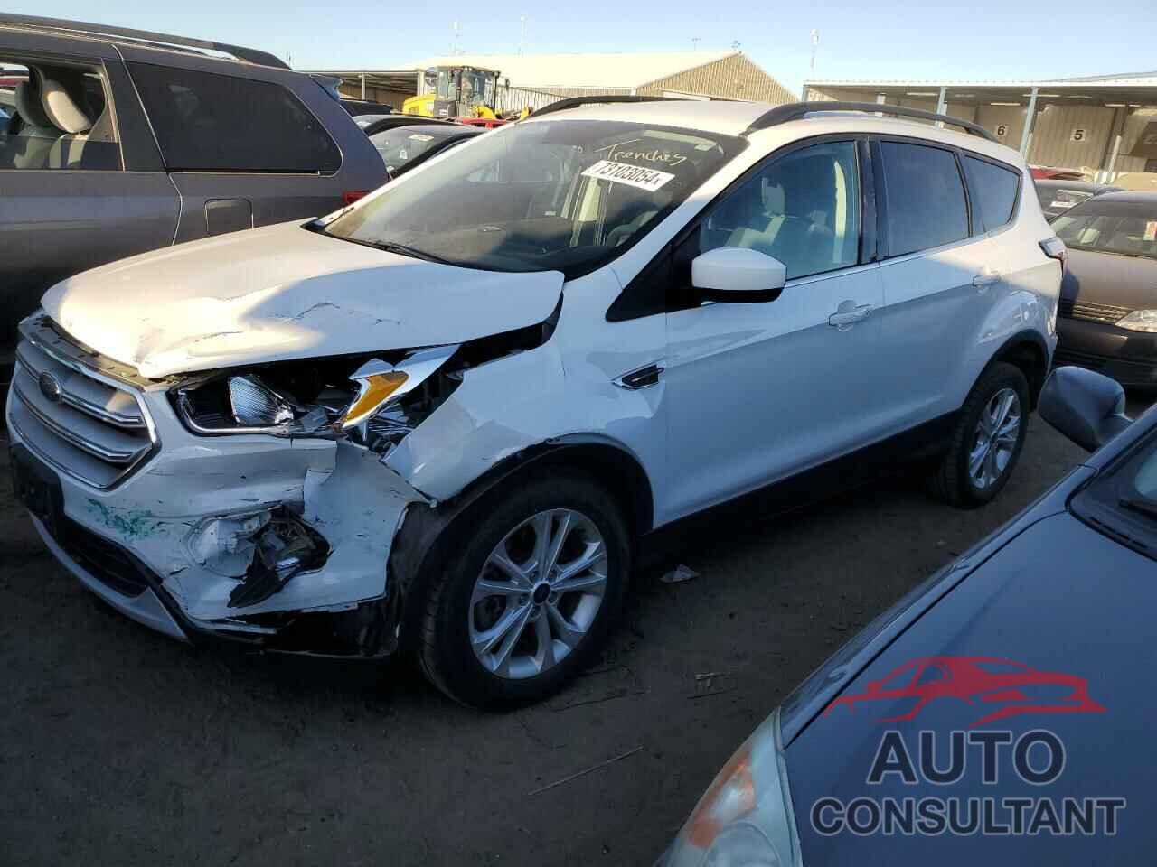 FORD ESCAPE 2018 - 1FMCU9GD0JUB74378