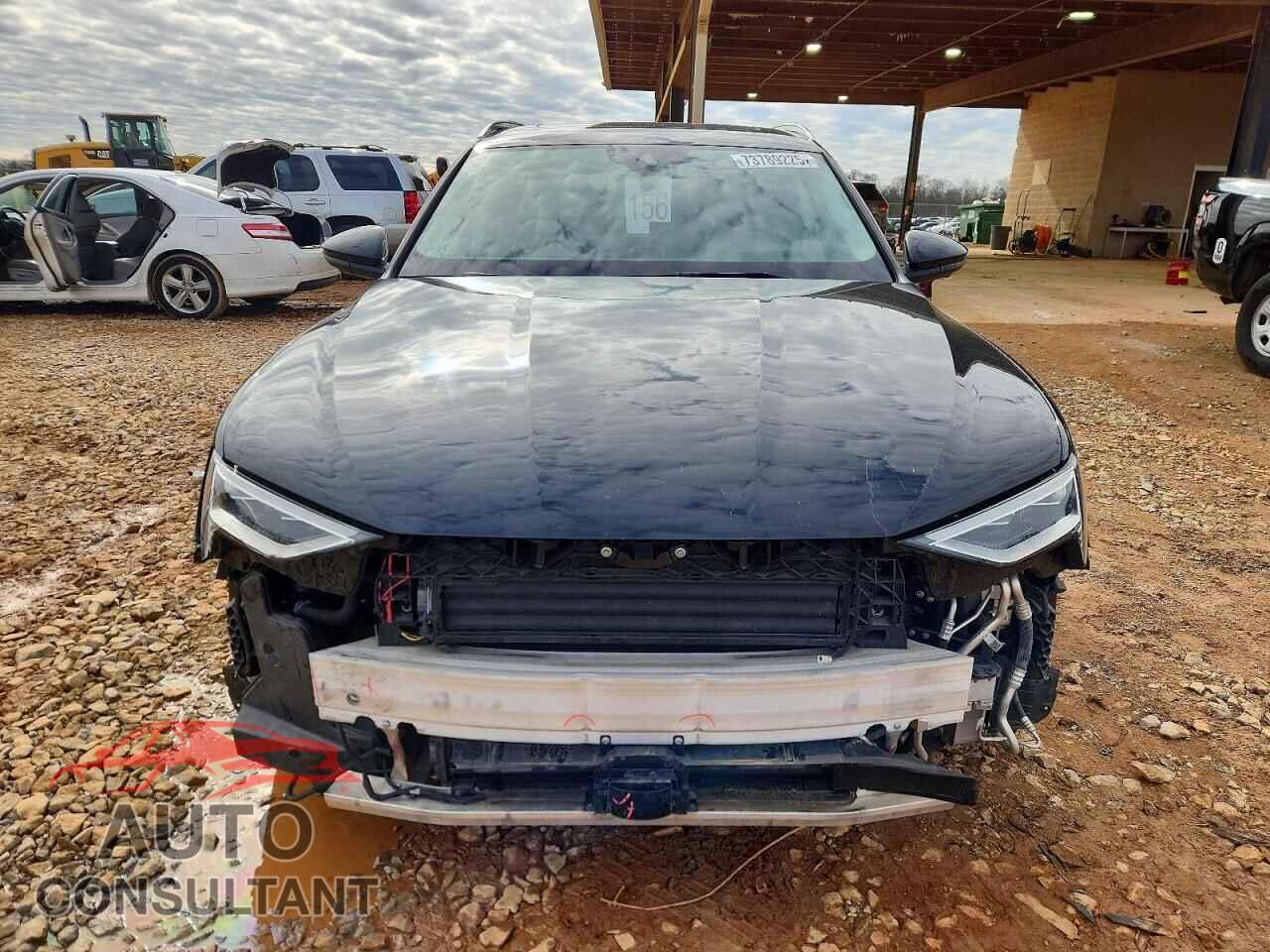AUDI E-TRON 2019 - WA1VAAGE0KB009843