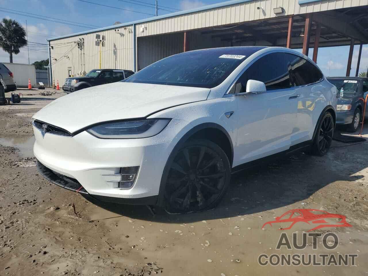 TESLA MODEL X 2018 - 5YJXCAE22JF143489