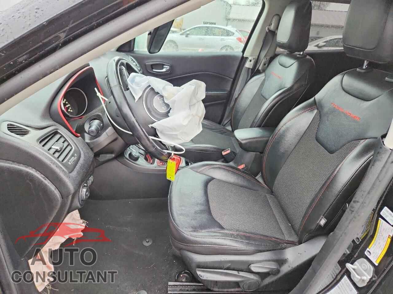 JEEP COMPASS 2020 - 3C4NJDDB0LT195529