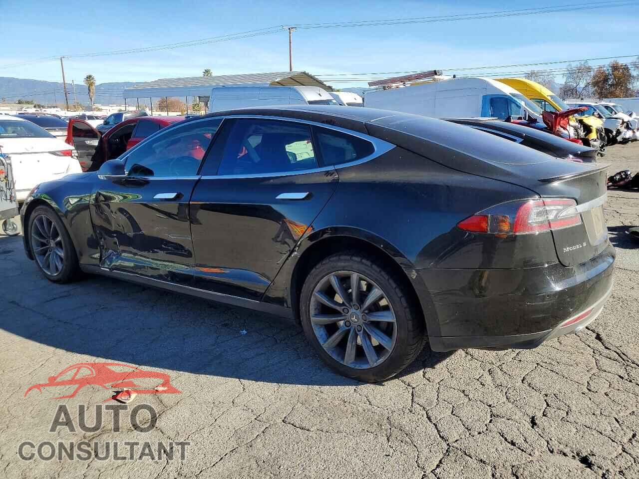 TESLA MODEL S 2014 - 5YJSA1H12EFP55541