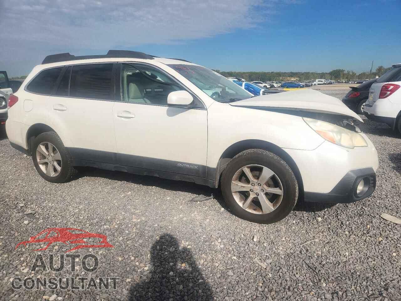 SUBARU OUTBACK 2013 - 4S4BRBCC4D3288721