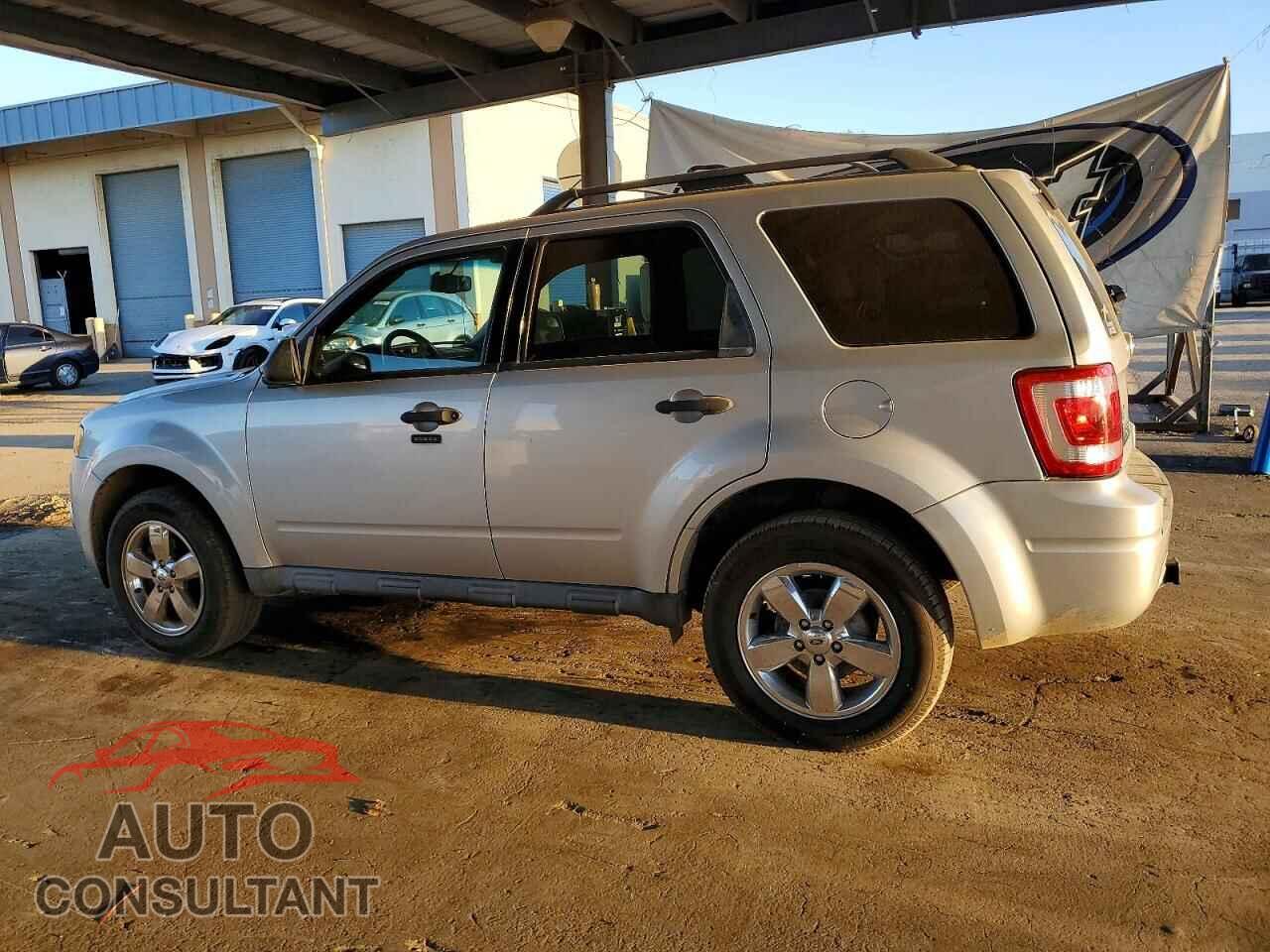 FORD ESCAPE 2011 - 1FMCU0D71BKC38015