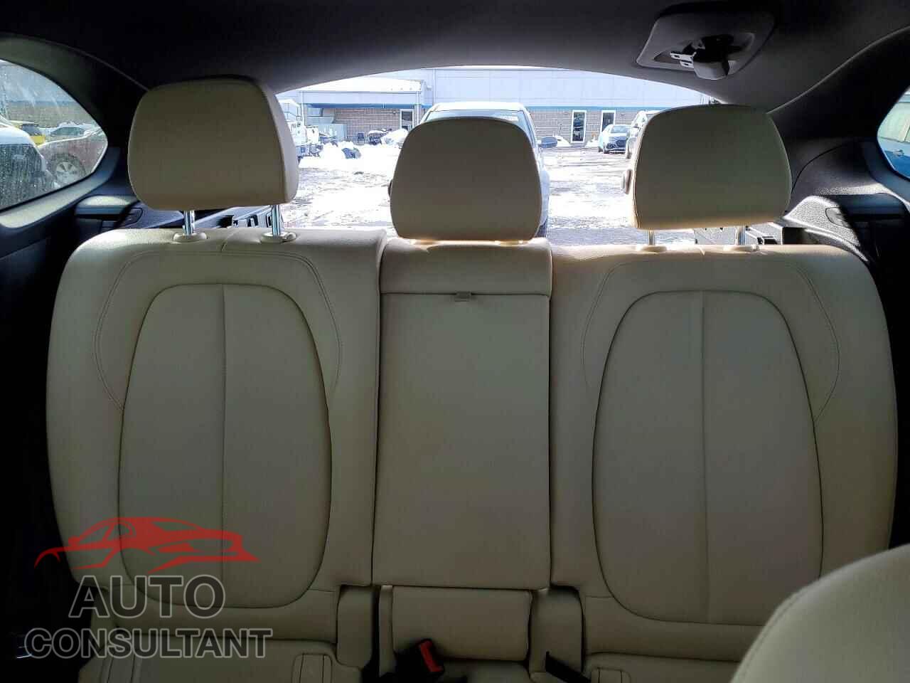 BMW X1 2017 - WBXHT3C37H5F85620