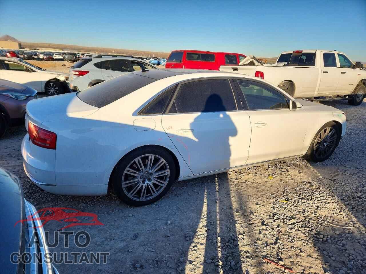AUDI A8 2011 - WAURVAFDXBN005671