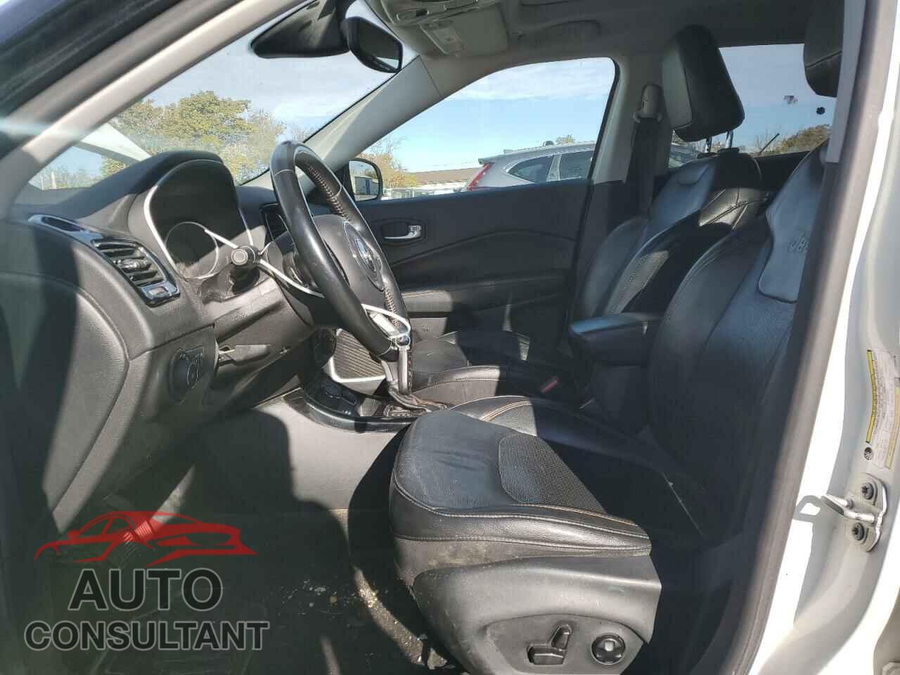 JEEP COMPASS 2018 - 3C4NJDCB8JT222779