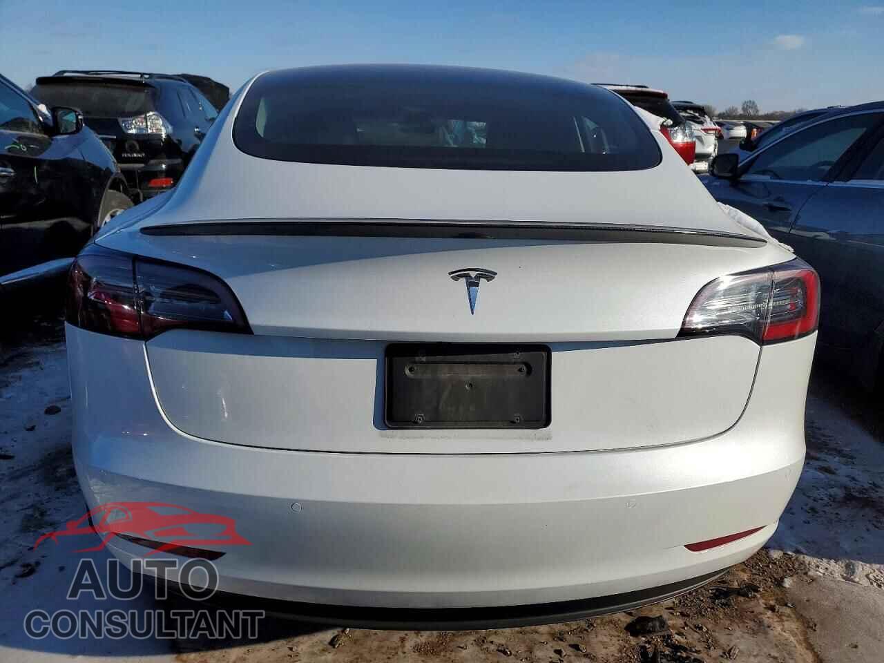 TESLA MODEL 3 2021 - 5YJ3E1EA6MF013672