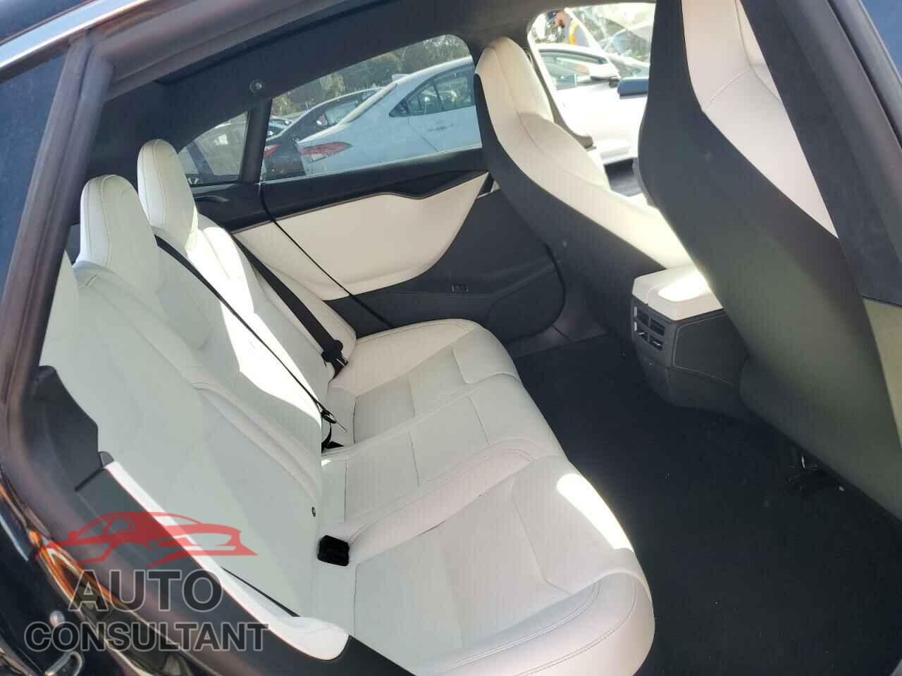 TESLA MODEL S 2019 - 5YJSA1E48KF331890