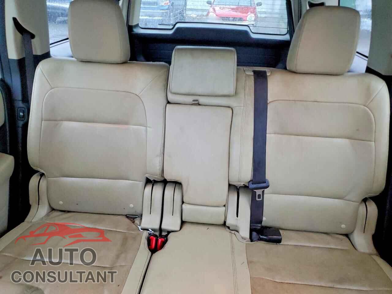 FORD FLEX 2017 - 2FMHK6D89HBA11956