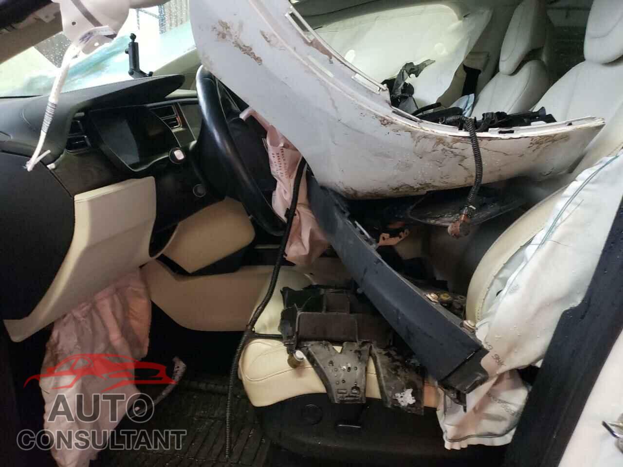 TESLA MODEL X 2017 - 5YJXCDE23HF070239