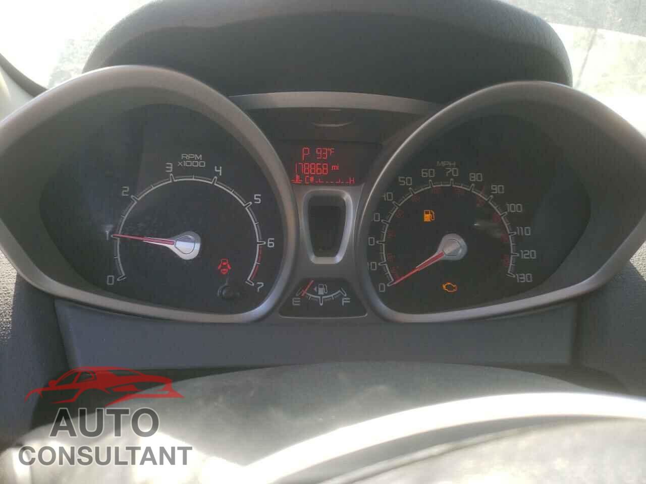 FORD FIESTA 2013 - 3FADP4EJ4DM174538