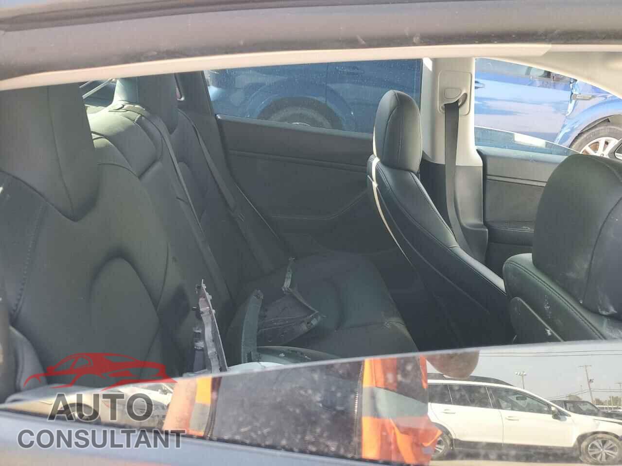 TESLA MODEL 3 2021 - 5YJ3E1EB2MF849603