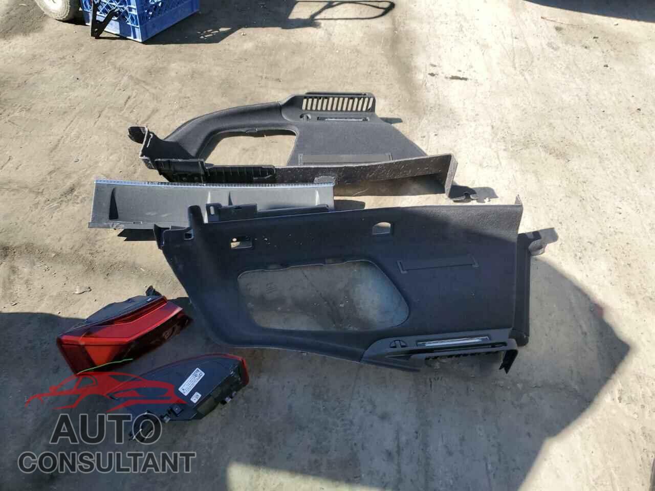 AUDI A5 2021 - WAUCBCF57MA062178