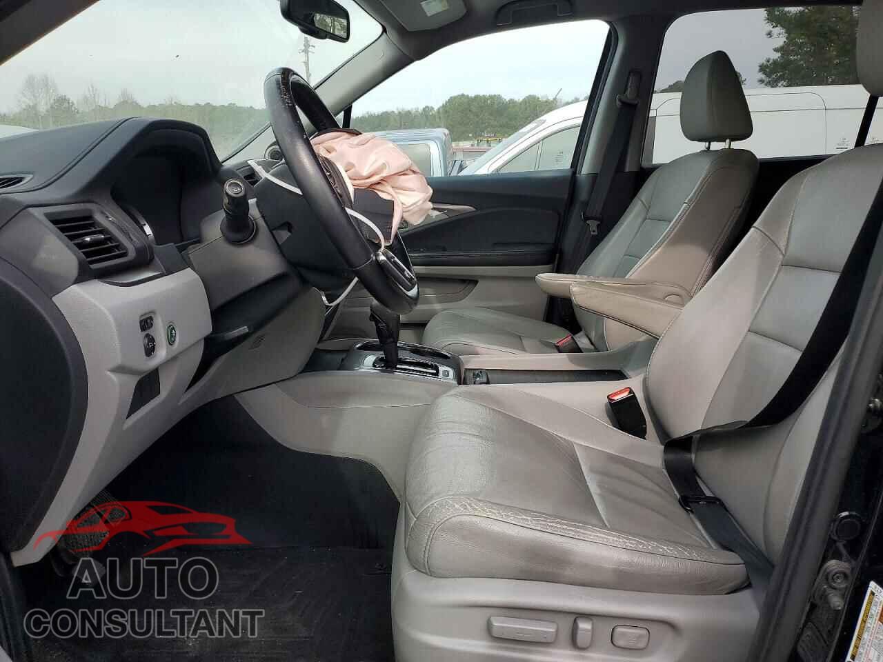 HONDA PILOT 2016 - 5FNYF5H52GB016288