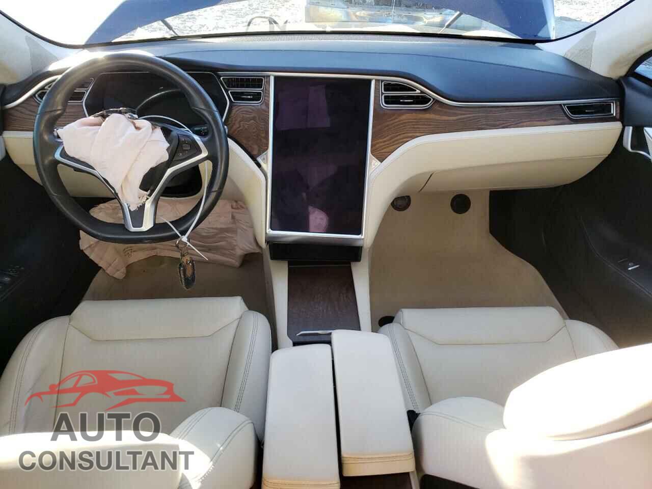 TESLA MODEL S 2017 - 5YJSA1E15HF216341