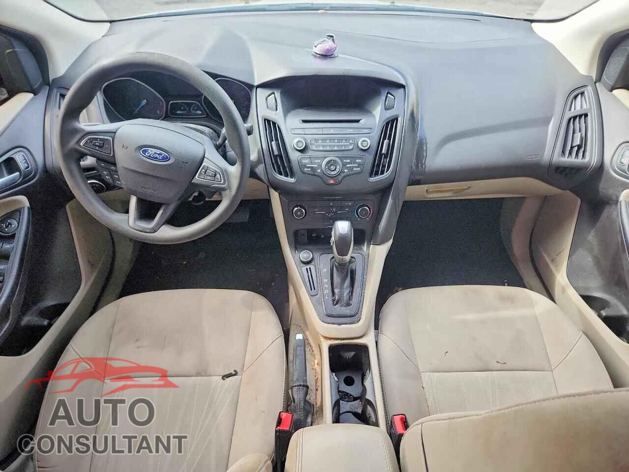 FORD FOCUS 2016 - 1FADP3F23GL376505