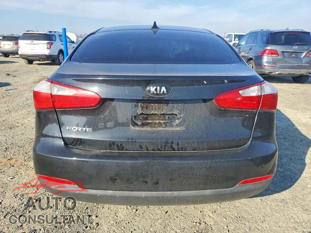 KIA FORTE 2016 - KNAFK4A64G5577591