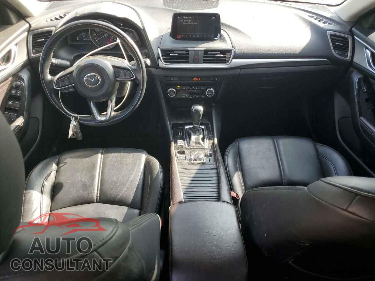 MAZDA 3 2018 - 3MZBN1V3XJM190856