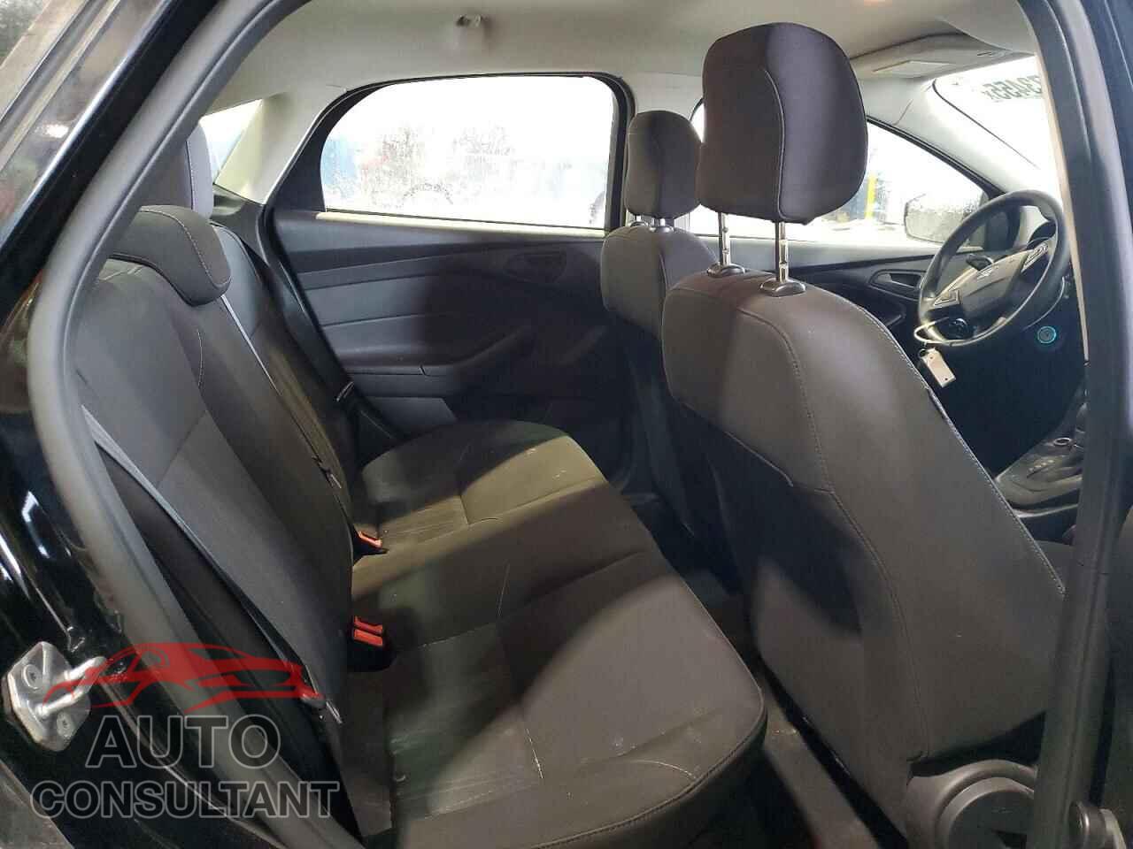 FORD FOCUS 2016 - 1FADP3E26GL390738