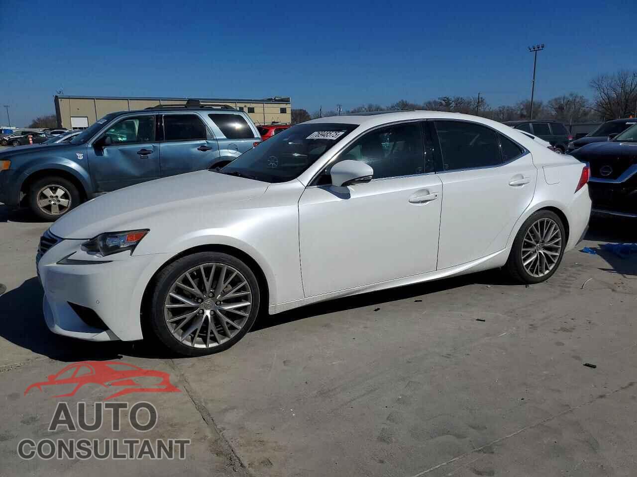 LEXUS IS 2015 - JTHBF1D22F5068657