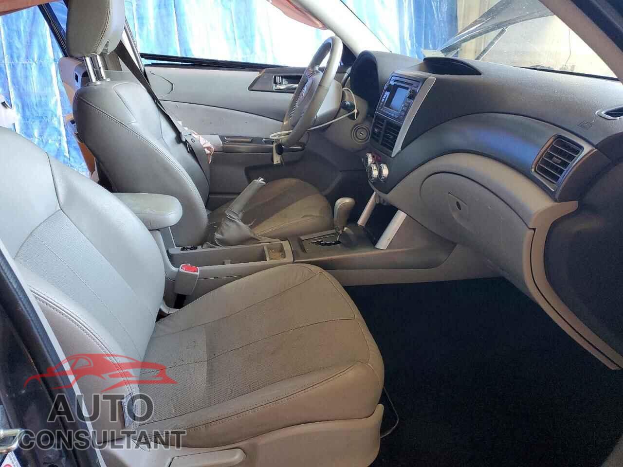 SUBARU FORESTER 2011 - JF2SHAEC8BH700705