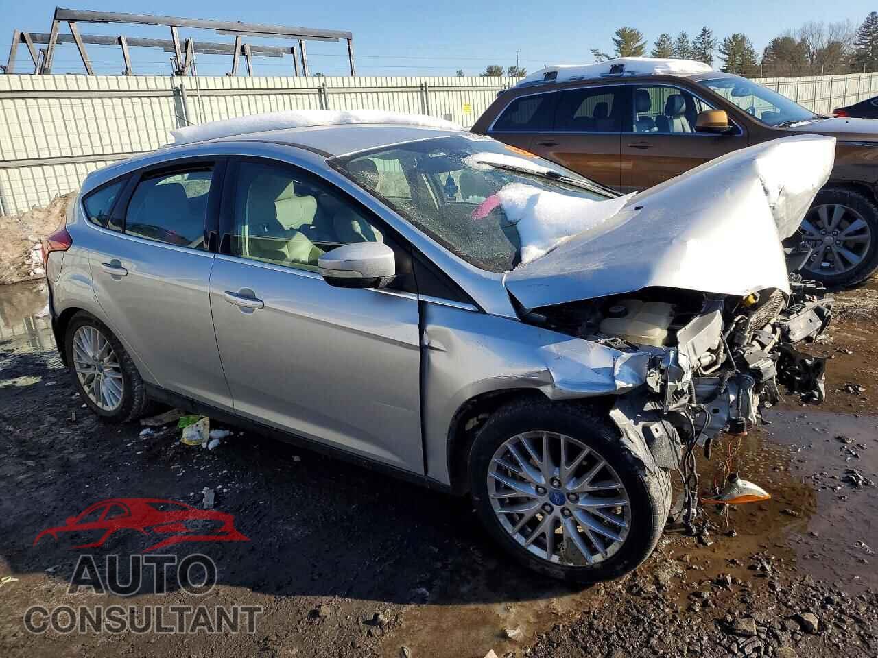 FORD FOCUS 2012 - 1FAHP3M23CL200097
