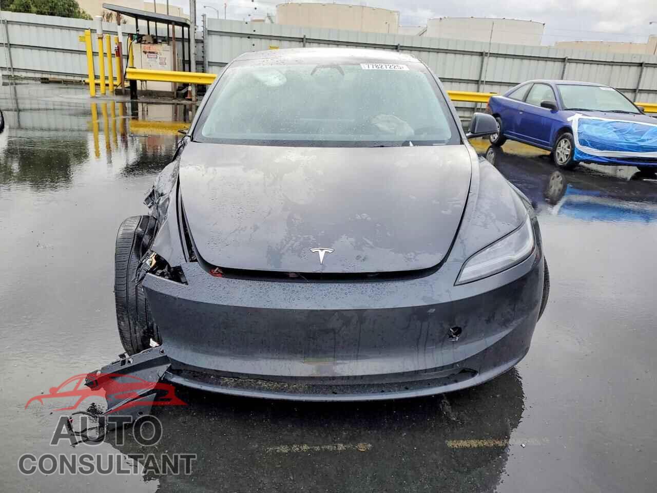 TESLA MODEL 3 2024 - 5YJ3E1EA6RF743685