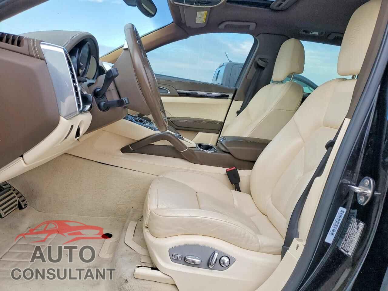 PORSCHE CAYENNE 2011 - WP1AB2A24BLA48157