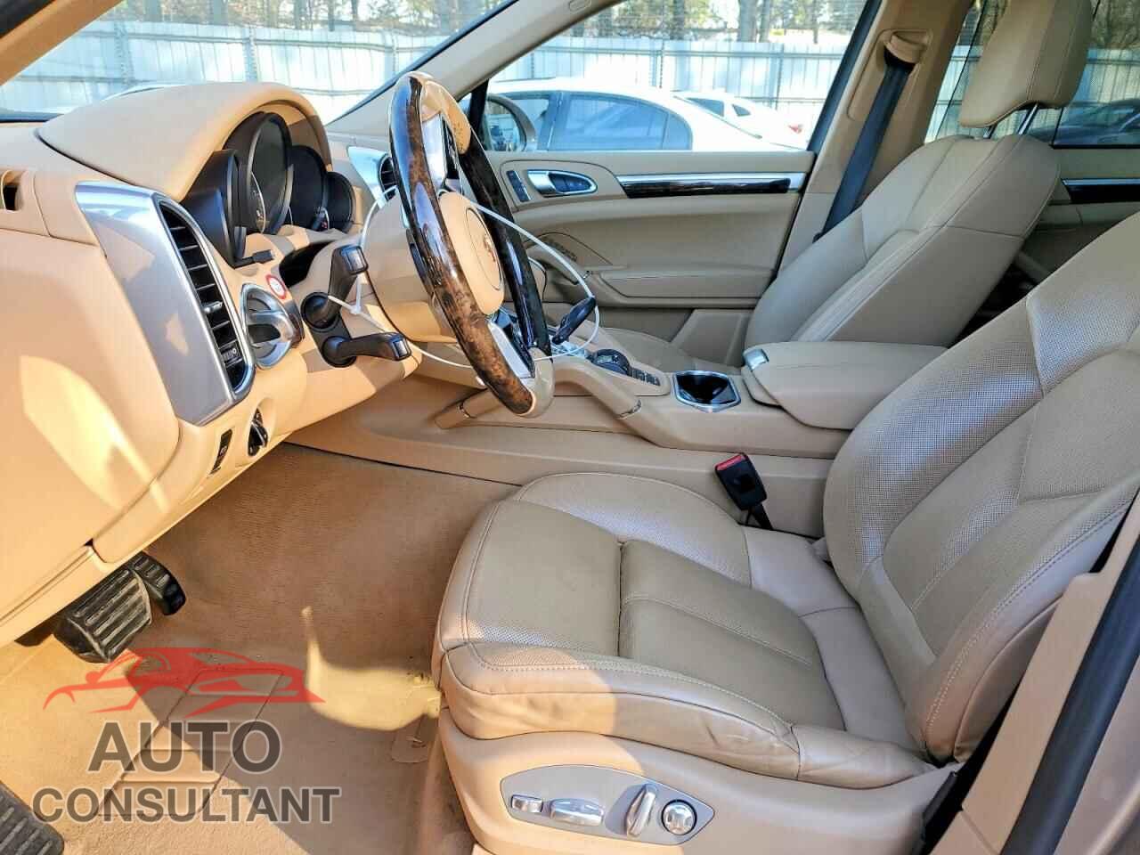 PORSCHE CAYENNE 2016 - WP1AA2A25GLA08888