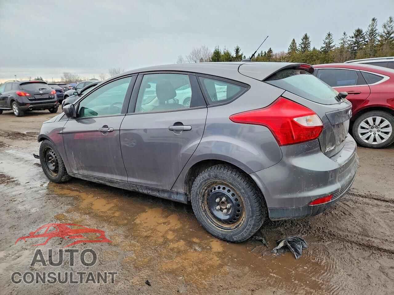 FORD FOCUS 2012 - 1FAHP3K22CL202250