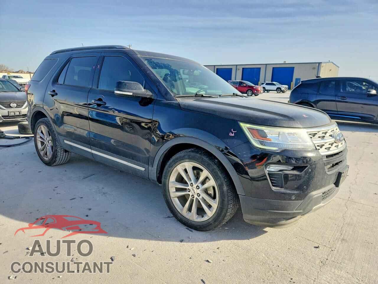 FORD EXPLORER 2018 - 1FM5K7D8XJGB99135