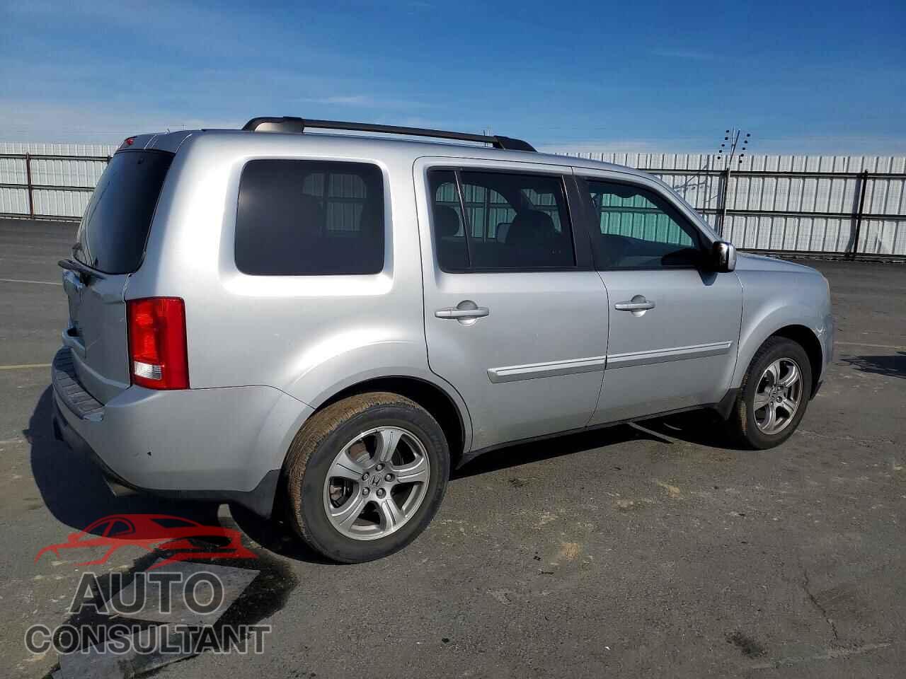 HONDA PILOT 2013 - 5FNYF3H48DB004363