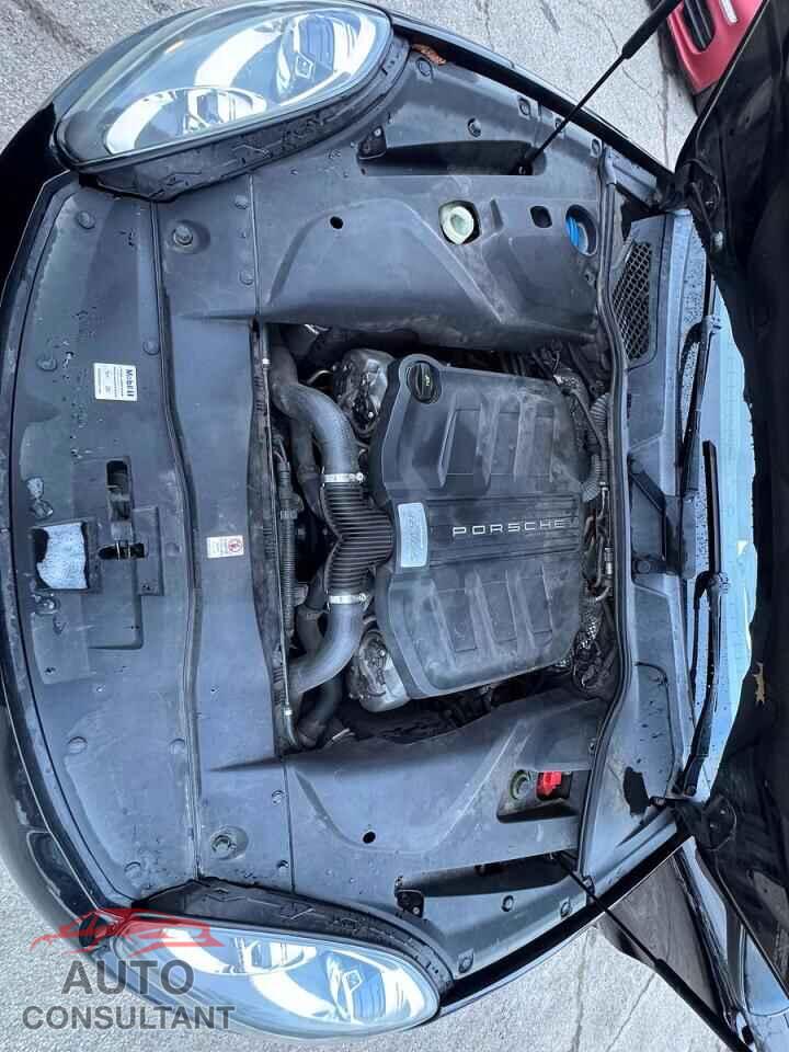 PORSCHE CAYENNE 2017 - WP1AB2A2XHLA53128