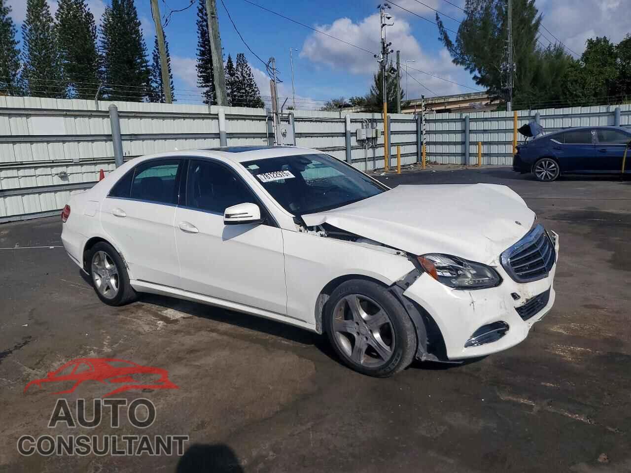 MERCEDES-BENZ E-CLASS 2015 - WDDHF5KB3FB132380