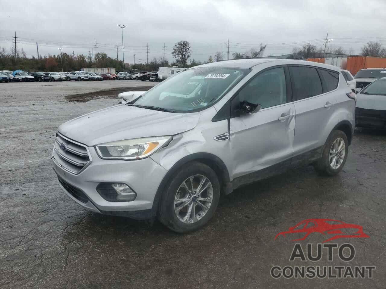 FORD ESCAPE 2017 - 1FMCU0GD6HUC79061