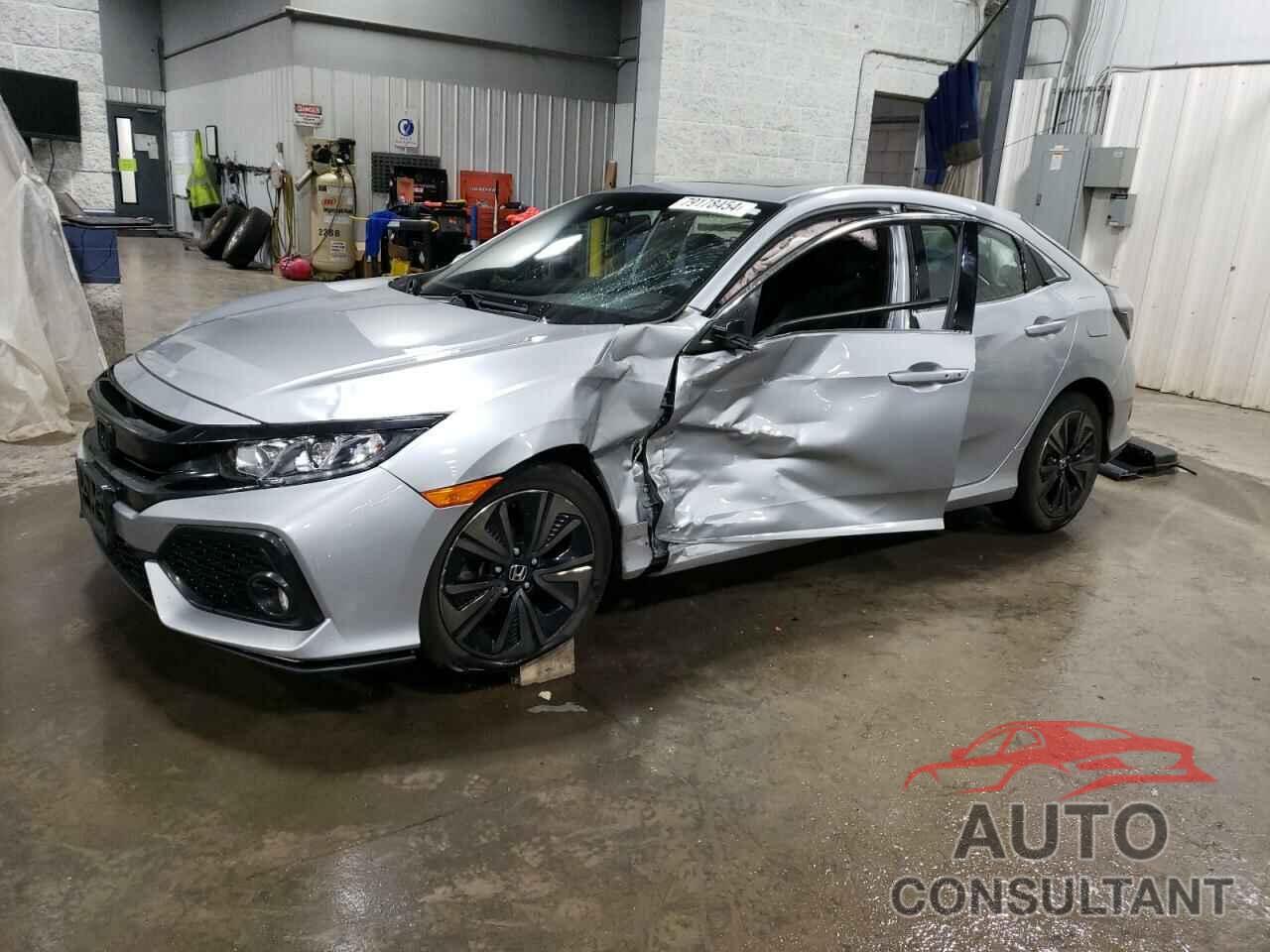 HONDA CIVIC 2018 - SHHFK7H51JU214235