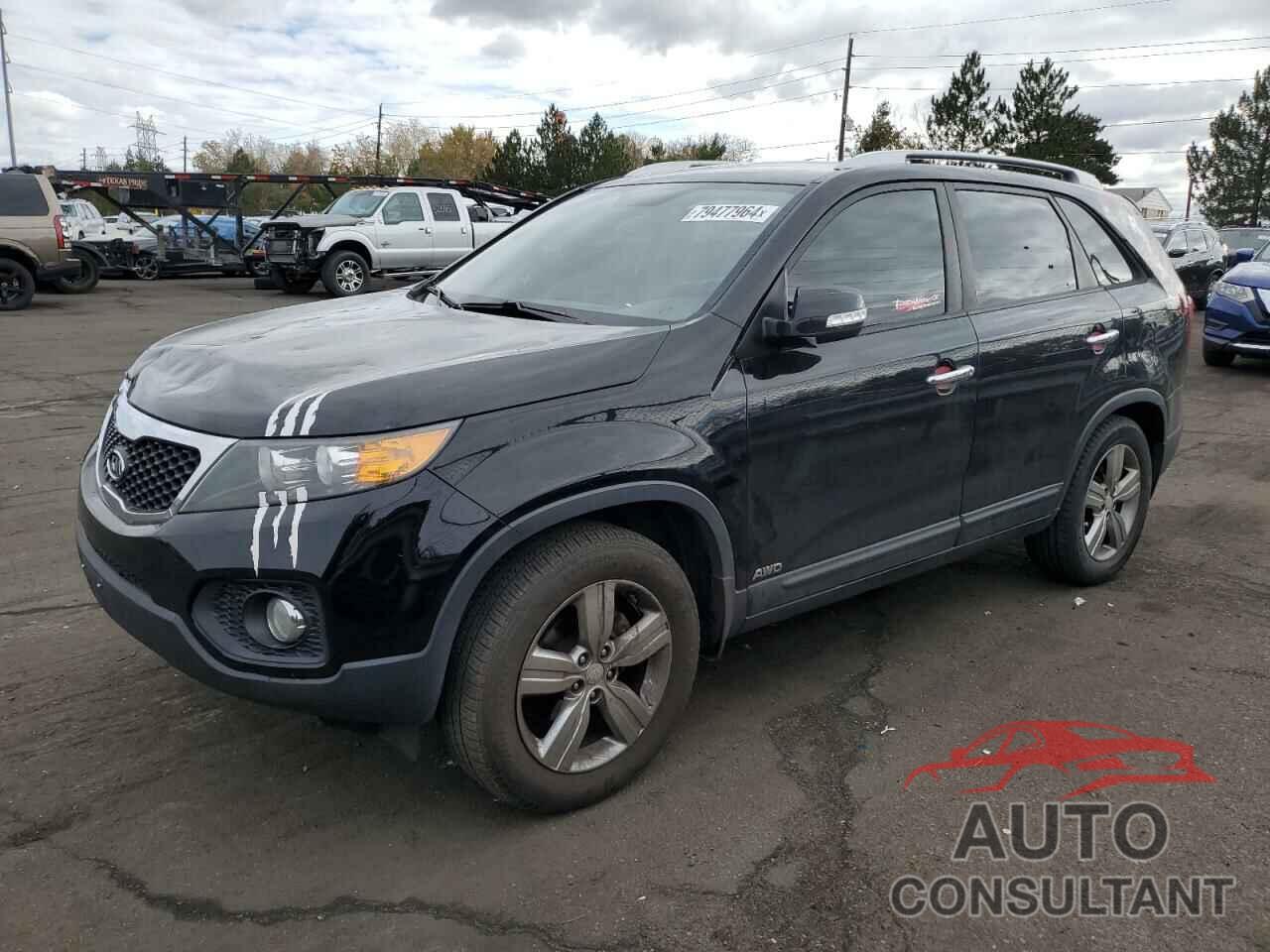 KIA SORENTO 2013 - 5XYKUDA64DG401607