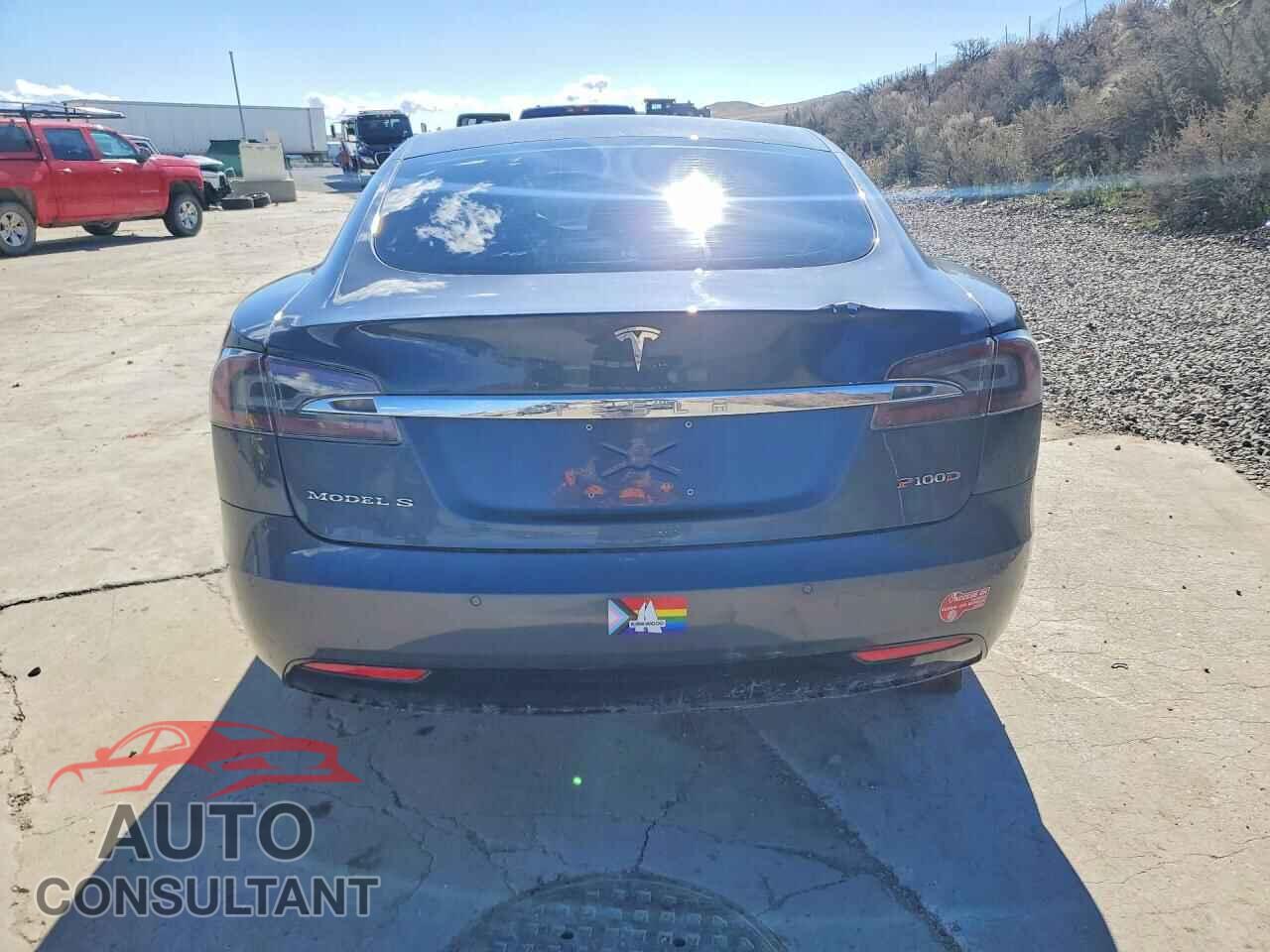 TESLA MODEL S 2016 - 5YJSA1E40GF177621
