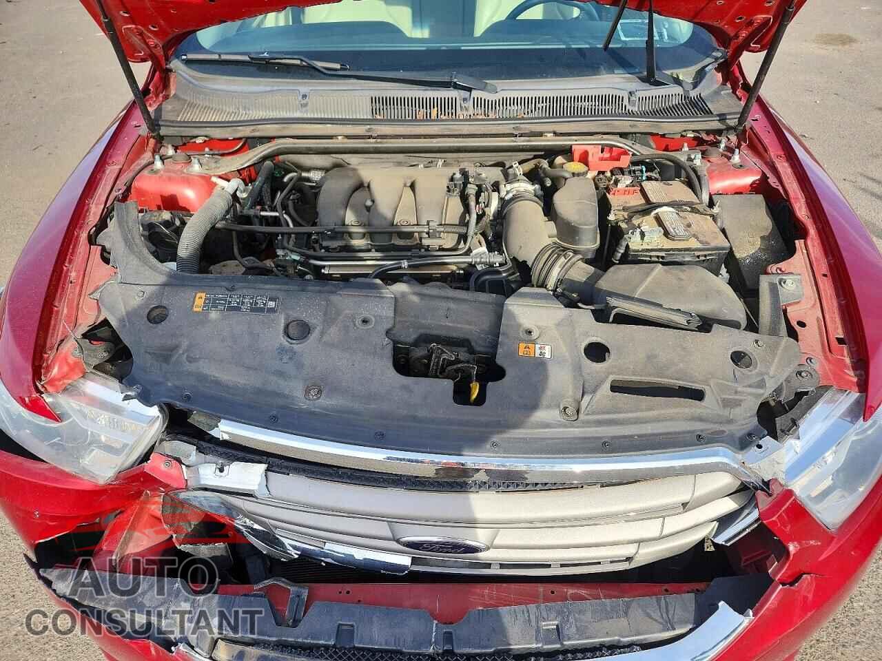 FORD TAURUS 2013 - 1FAHP2E88DG173907